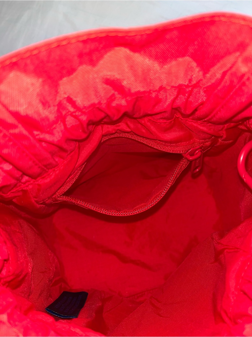 Red Drawstring Crossbody Drawstring Purse - Picture 8 of 9